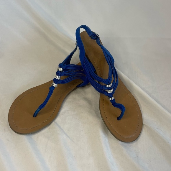 Madden Girl Blue T Strap Flats Jewel Accents Slip On Gladiator Size 9 - Picture 4 of 6